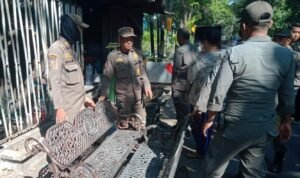 Satpol PP Surabaya