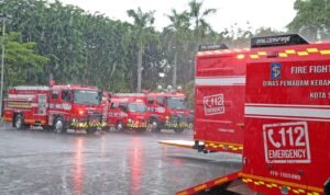 Damkar kedaruratan bpbd surabaya