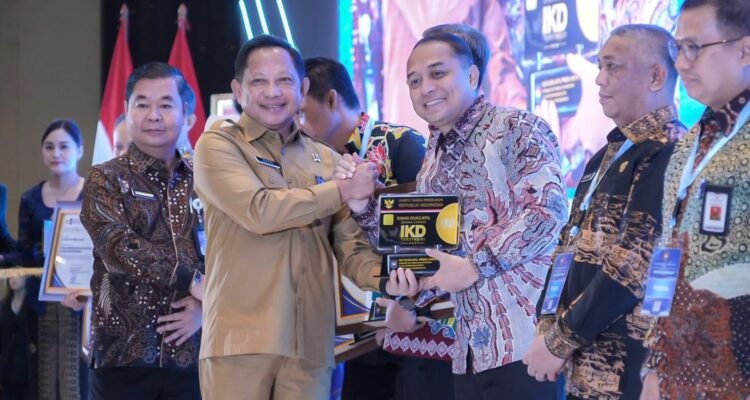 Dukcapil Prima Award