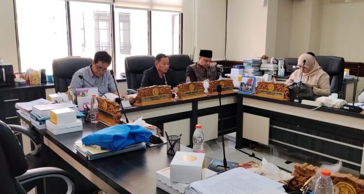 Pansus DPRD Surabaya