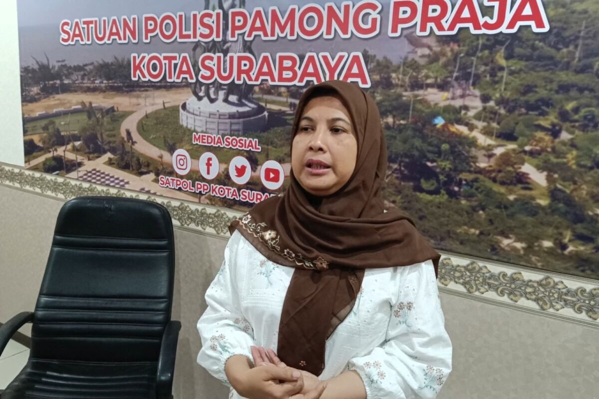 Satpol pp surabaya