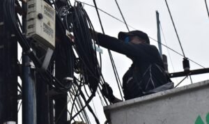 Kabel ilegal pemkot surabaya