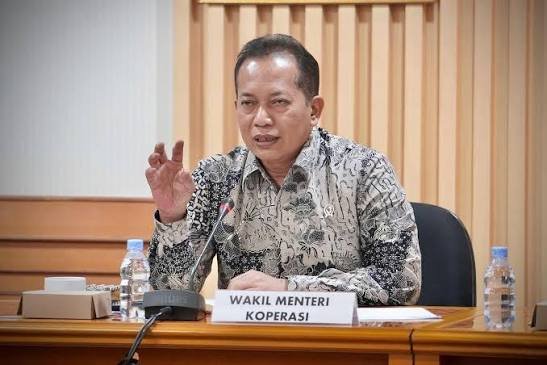Menteri Koperasi